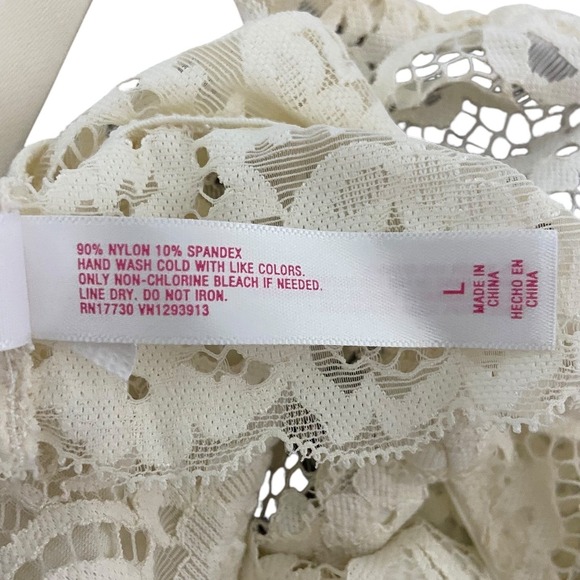 Xhilaration NWT Lace Bralette Ivory High Neck‎ Romantic Boho Wireless Size Large - Picture 4 of 6